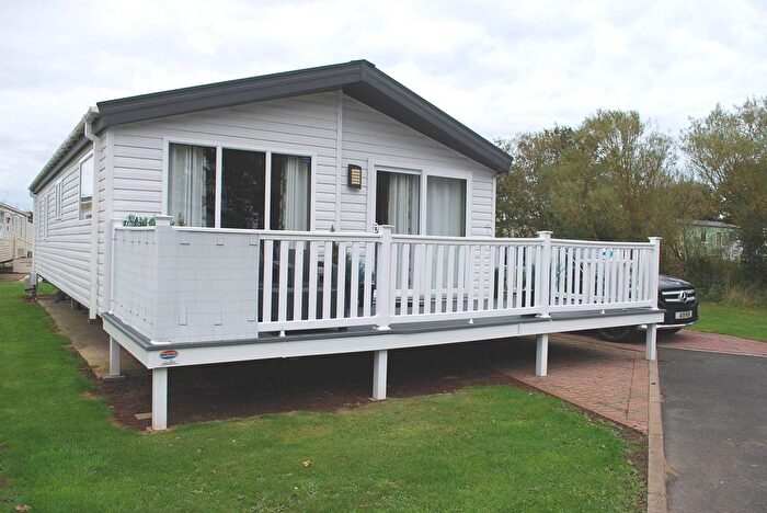 3 Bedroom Lodge For Sale In Skipsea, Driffield, YO25