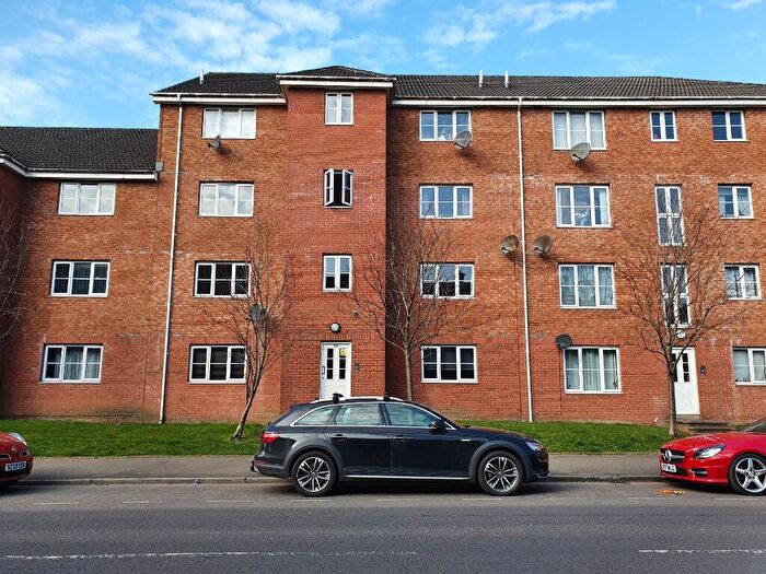2 Bedroom Flat To Rent In Main Street, Bridgeton, Glasgow, G40