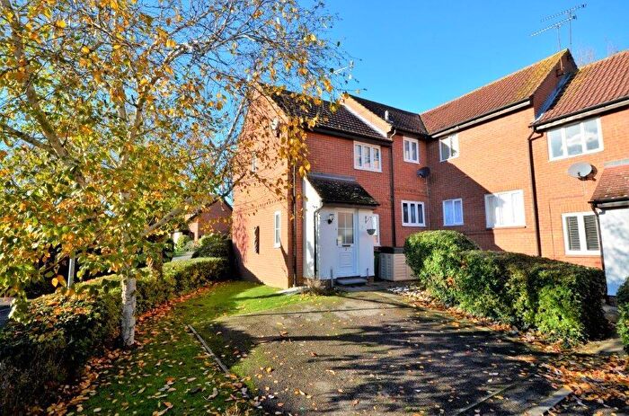 1 Bedroom End Of Terrace House To Rent In Froden Court, Billericay, Essex, CM11