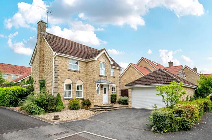 4 Bedroom Detached House For Sale In Chestnut Grange, Corsham, SN13