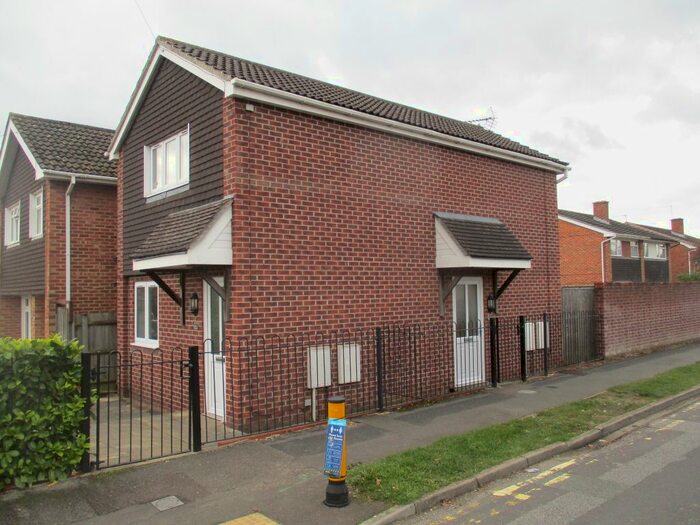 1 Bedroom Flat To Rent In Sandy Lane, Fair Oak, Eastleigh, SO50