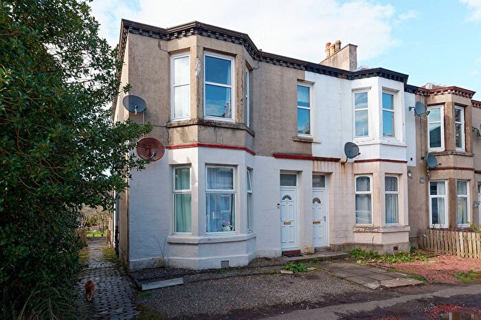 1 Bedroom Flat For Sale In Melville Place, Carluke, South Lanarkshire, ML8