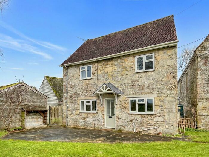 2 Bedroom Cottage To Rent In Corton, Warminster, BA12