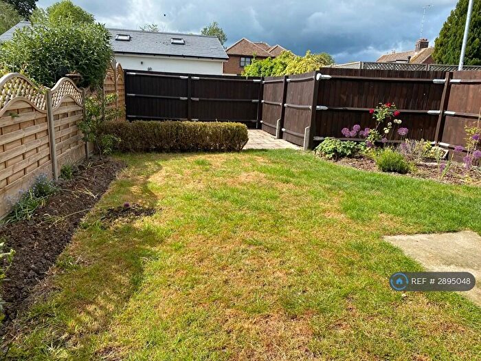 2 Bedroom End Of Terrace House To Rent In Beeton Close, Royston, SG8