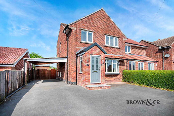 3 Bedroom Semi-Detached House For Sale In Cross Street, Sturton-le-steeple, Retford, DN22