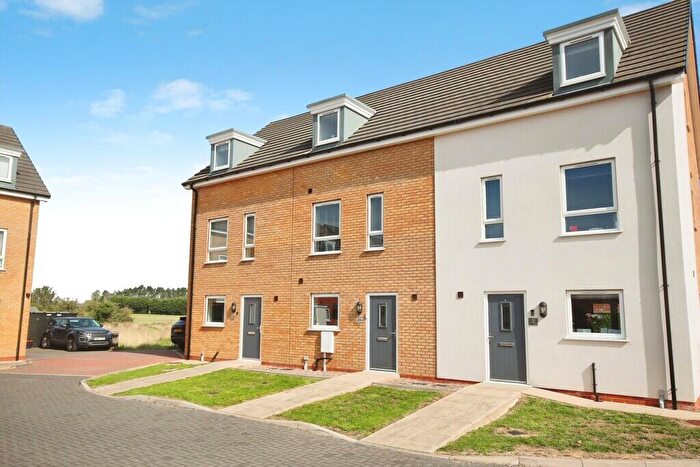 4 Bedroom Town House For Sale In The Meadows, Langworth, LN3