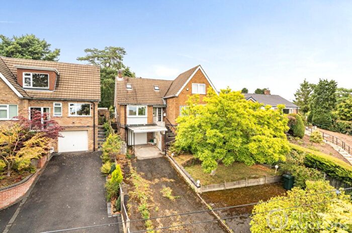 4 Bedroom Detached House For Sale In Milton Drive, Ravenshead, Nottingham, NG15