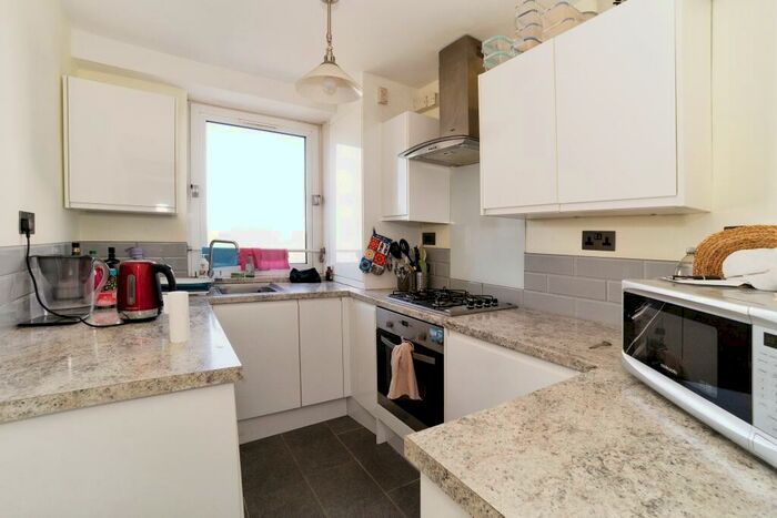 2 Bedroom Flat To Rent In Mace Street, , Bethnal Green, E2