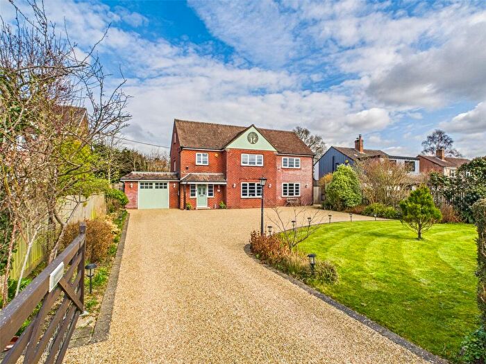 4 Bedroom Detached House For Sale In Smugglers Lane, Furzehill, Wimborne, Dorset, BH21