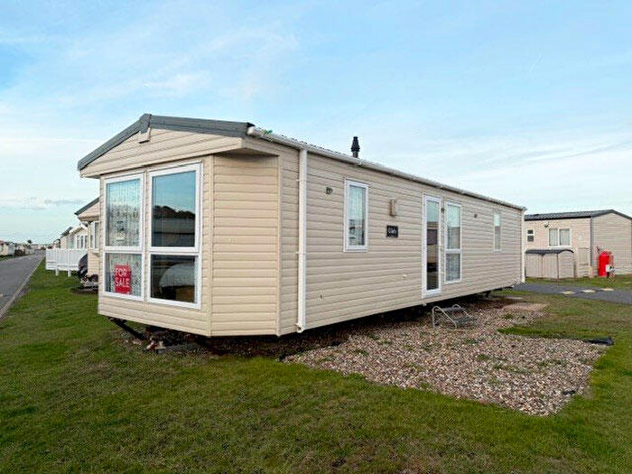 2 Bedroom Caravan For Sale In Two Bed Delta Glade, North Denes, The Ravine, Lowestoft, Suffolk, NR32