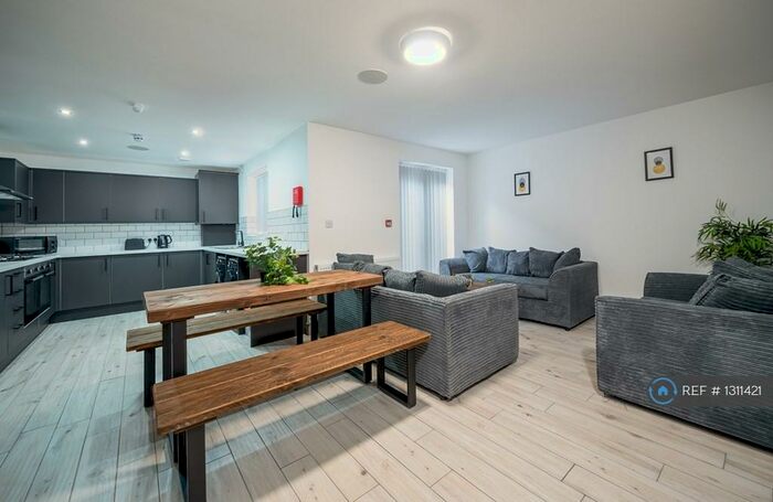 7 Bedroom Terraced House To Rent In Cranborne Road, Liverpool, L15