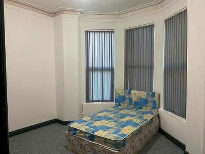 Studio To Rent In Ash Tree Rd, Crumpsall, M8