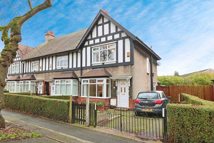 2 Bedroom Terraced House For Sale In Willows Avenue, Hull, HU9