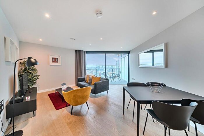 1 Bedroom Apartment To Rent In Churchyard Row, Elephant And Castle, SE11