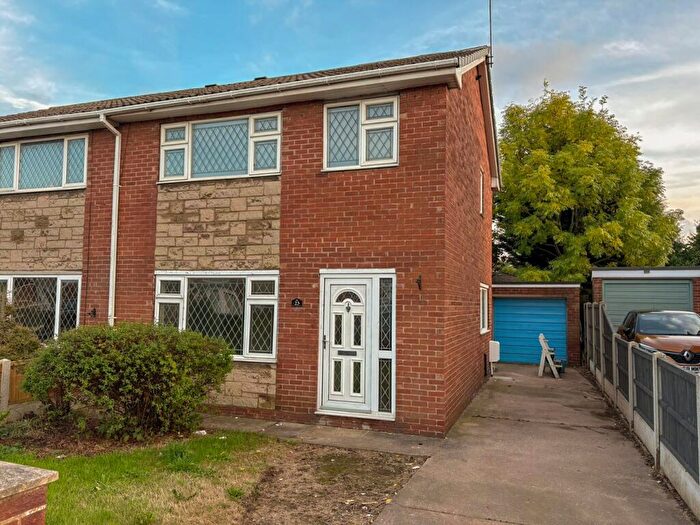 3 Bedroom Semi-Detached House To Rent In Plover Court, Rossington, Doncaster, DN11