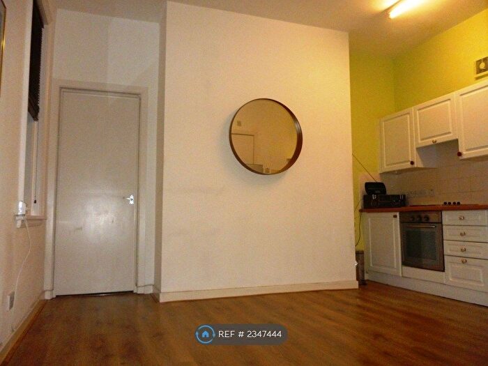 1 Bedroom Flat To Rent In Portchester Road, Bournemouth, BH8