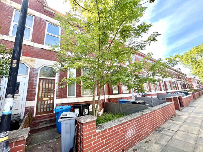 3 Bedroom Terraced House To Rent In Stamford Street, Manchester, M16