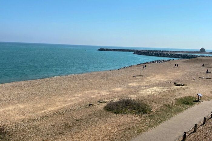 1 Bedroom Flat To Rent In Macquarie Quay, Eastbourne, East Sussex, BN23