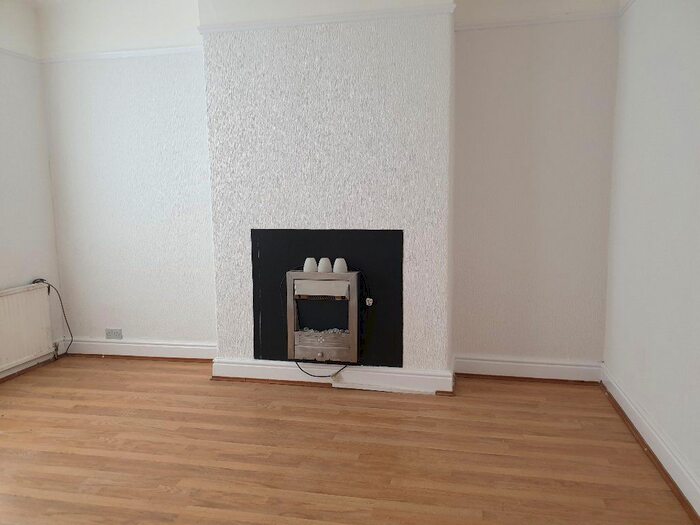 3 Bedroom Terraced House To Rent In Broadgreen Road, Liverpool, L13