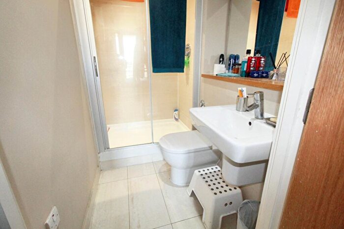 2 Bedroom Apartment To Rent In Kelso Place, Manchester, M15