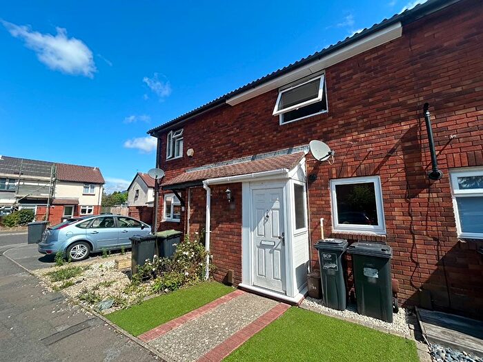 2 Bedroom Property To Rent In Tincleton Gardens, Bournemouth, BH9