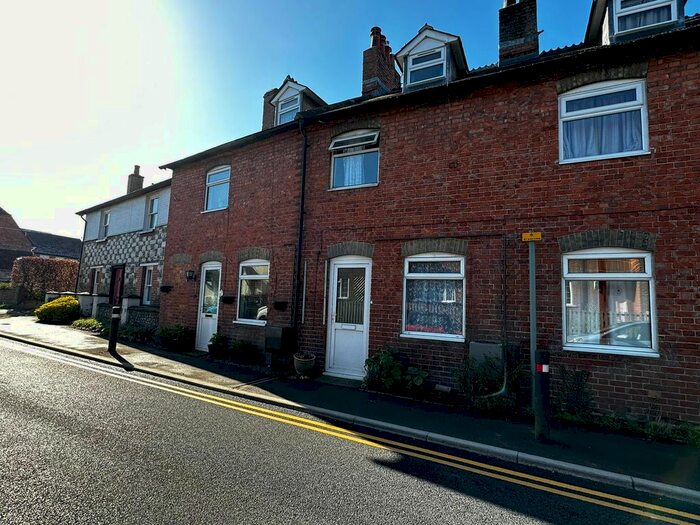 3 Bedroom Terraced House To Rent In Temperance Cottages, Quidhampton, SP2