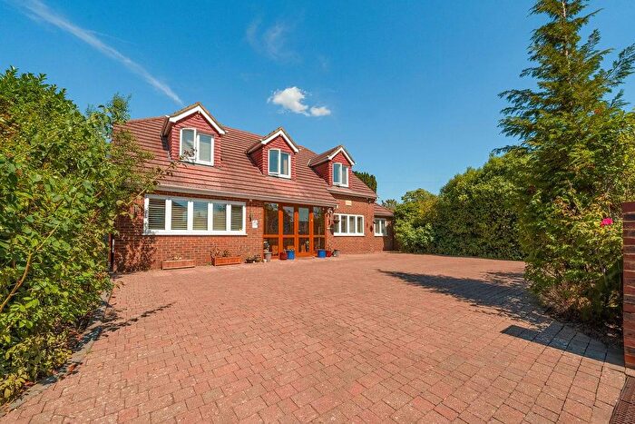 4 Bedroom Detached House For Sale In Wexham Woods, Wexham, SL3