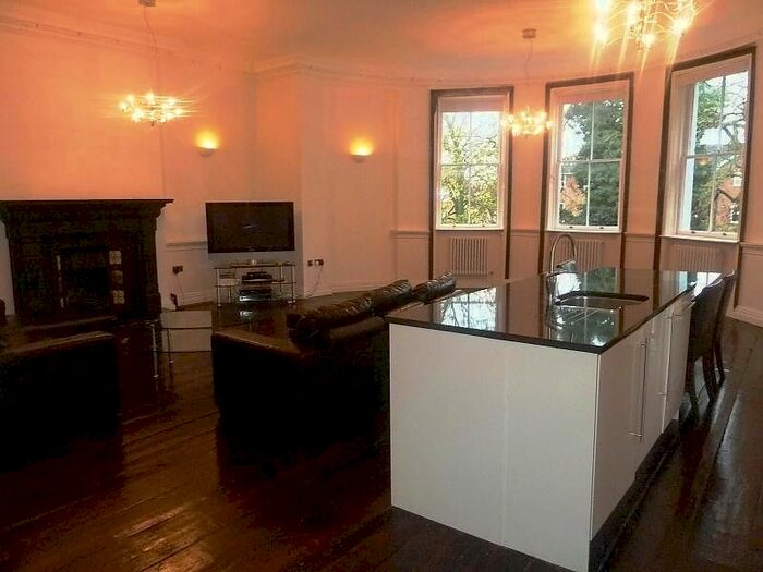 2 Bedroom Flat To Rent In Castle Hill, Reading, RG1