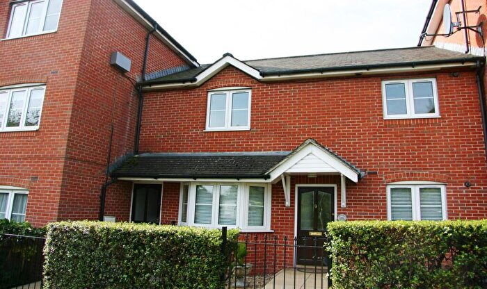 2 Bedroom Flat To Rent In Victoria Road, Bishops Waltham, SO32