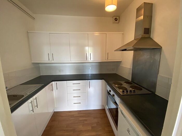 1 Bedroom Apartment To Rent In Caroline Buildings, BA2