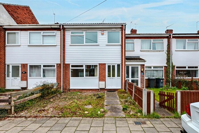 3 Bedroom Town House For Sale In Denison Street, Beeston, Nottingham, NG9