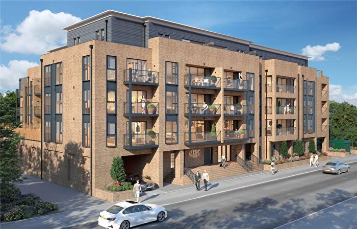 1 Bedroom Apartment For Sale In Albion Yard, Brook Road, Redhill, Surrey, RH1