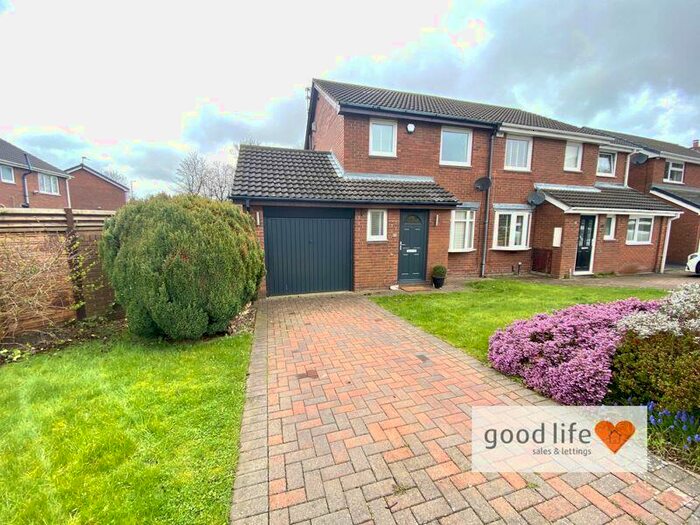 3 Bedroom Semi-Detached House To Rent In Goldlynn Drive, Moorside, Sunderland, SR3
