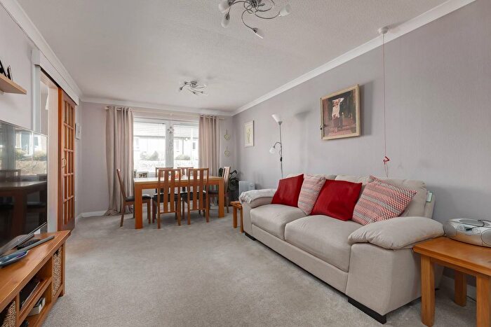 1 Bedroom Flat For Sale In Flat Claycot Park, Ladywell Avenue, Edinburgh, EH12