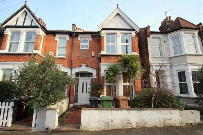 2 Bedroom Flat To Rent In Norlington Road, London E11