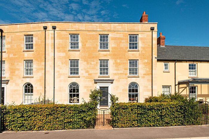 4 Bedroom Terraced House For Sale In Benjamin Street, Bradford-On-Avon, BA15