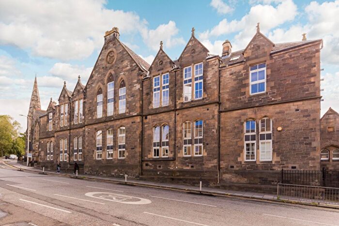 2 Bedroom Flat For Sale In Flat, Rodney Street, New Town, Edinburgh, EH7