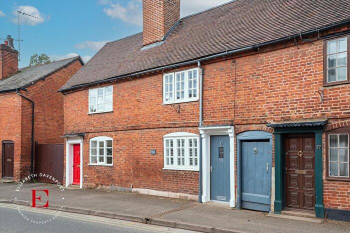 2 Bedroom Cottage For Sale In New Street, Kenilworth, CV8