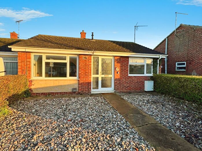 2 Bedroom Terraced Bungalow For Sale In Collingwood Avenue, March, PE15