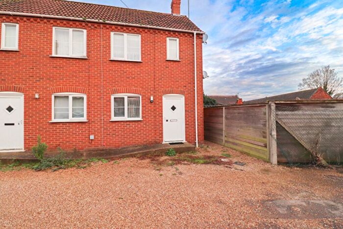 1 Bedroom Semi-Detached House To Rent In London Road, Kings Lynn, PE30