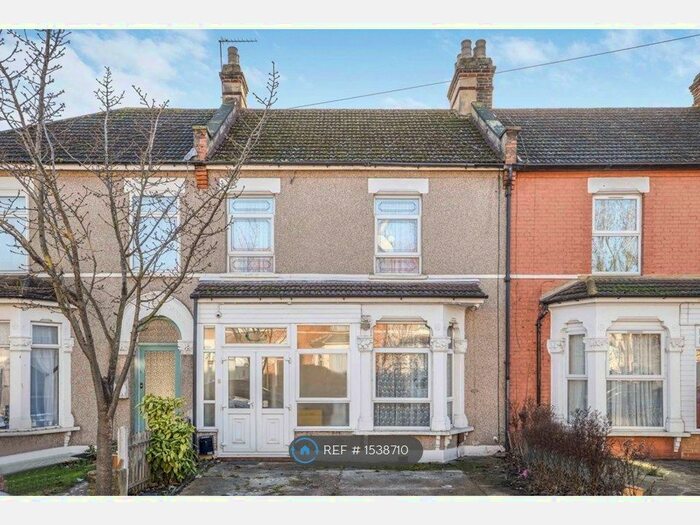 4 Bedroom Terraced House To Rent In Bedford Road, Ilford, IG1