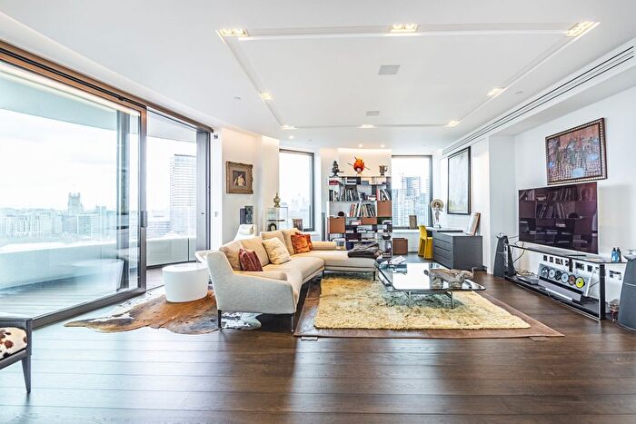 3 Bedroom Flat To Rent In Millbank, London, SW1P