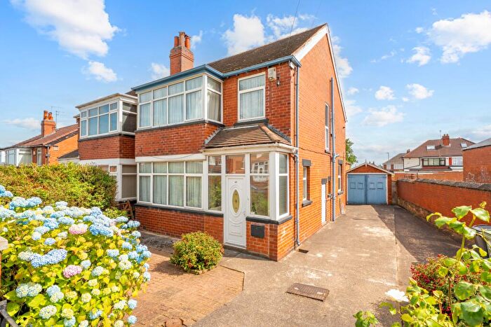 3 Bedroom Semi-Detached House For Sale In St Martins Avenue, Chapel Allerton, Leeds, LS7