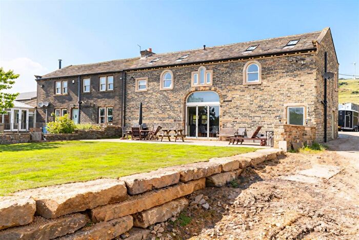 5 Bedroom Detached House For Sale In Bradshaw, Halifax, HX2