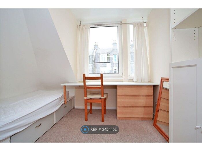 5 Bedroom Semi-Detached House To Rent In Sunnyside Road, Aberdeen, AB24