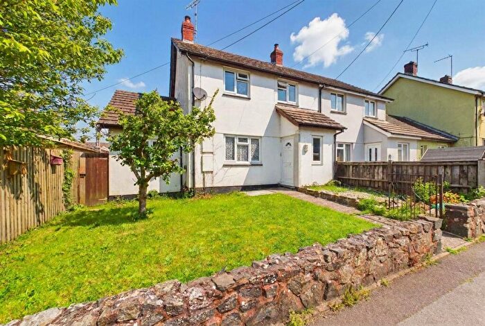 3 Bedroom Semi Detached House For Sale In Taw Vale Close, North Tawton, EX20