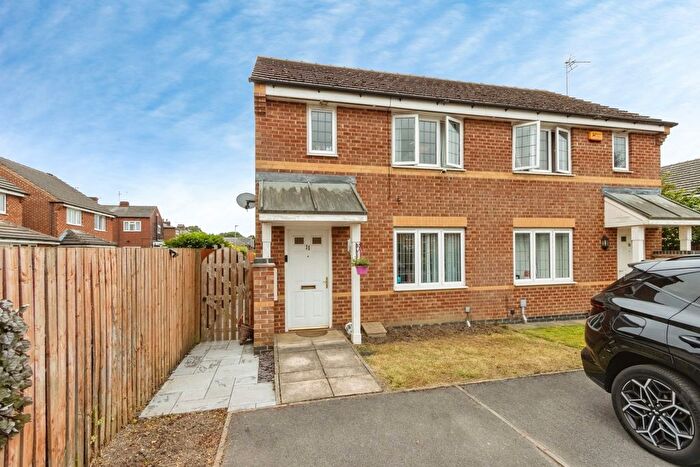 3 Bedroom Semi-Detached House For Sale In Kingfisher Court, Normanton, West Yorkshire, WF6