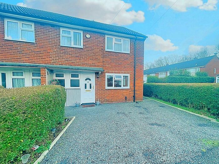 3 Bedroom House To Rent In Berkshire Close, West Bromwich, B71