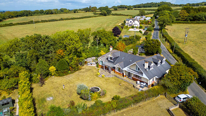 4 Bedroom Detached House For Sale In Castle Lane, Woodbury, EX5