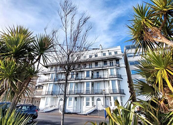 2 Bedroom Flat To Rent In Grand Parade, Eastbourne, BN21
